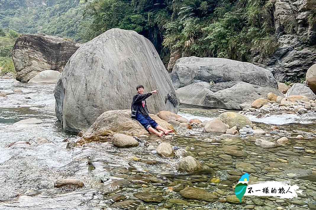 砂卡噹步道玩水