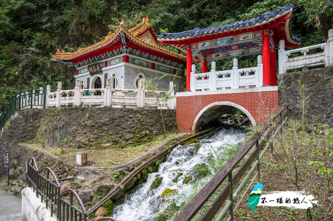 花蓮太魯閣景點-長春祠