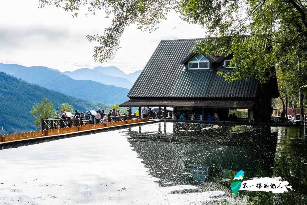 雪山登山口蓄水池