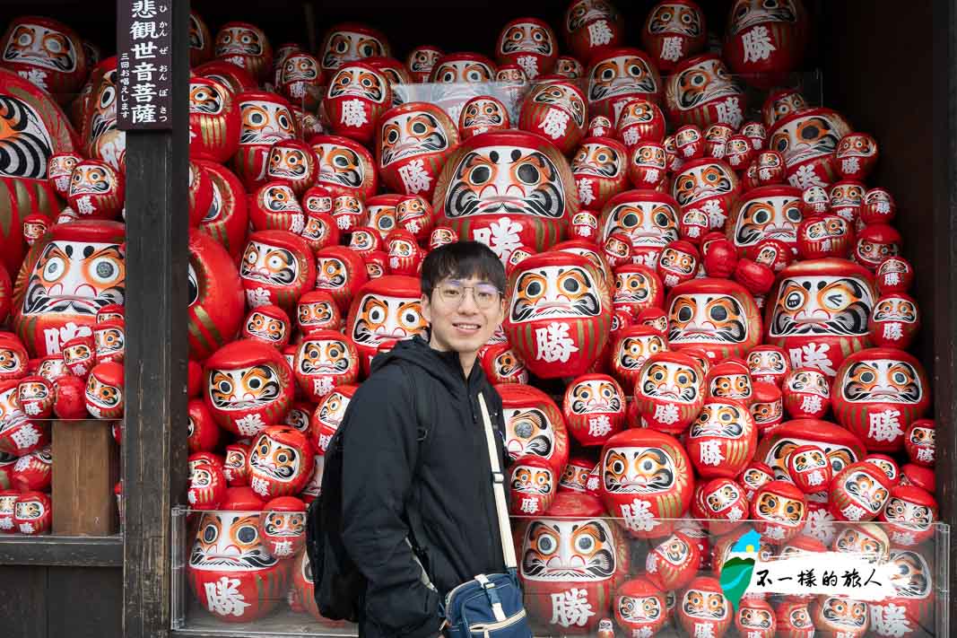 大阪勝尾寺勝利達摩奉納棚