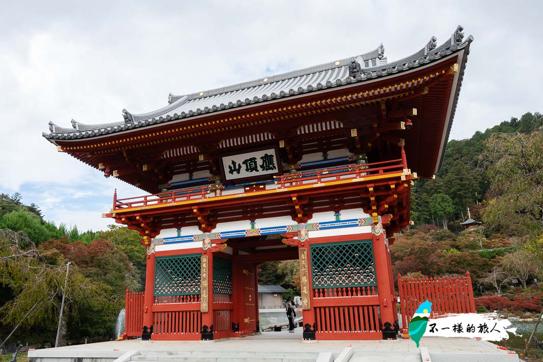 大阪勝尾寺山門