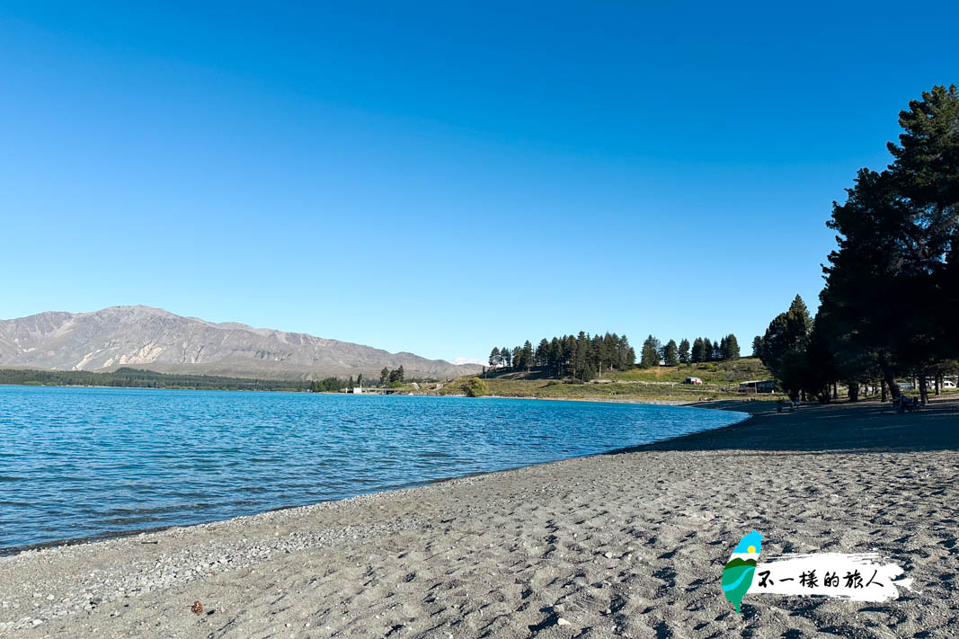 紐西蘭蒂卡波湖邊