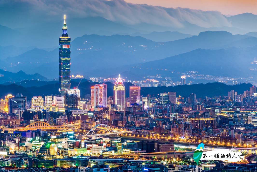 碧山巖夜景