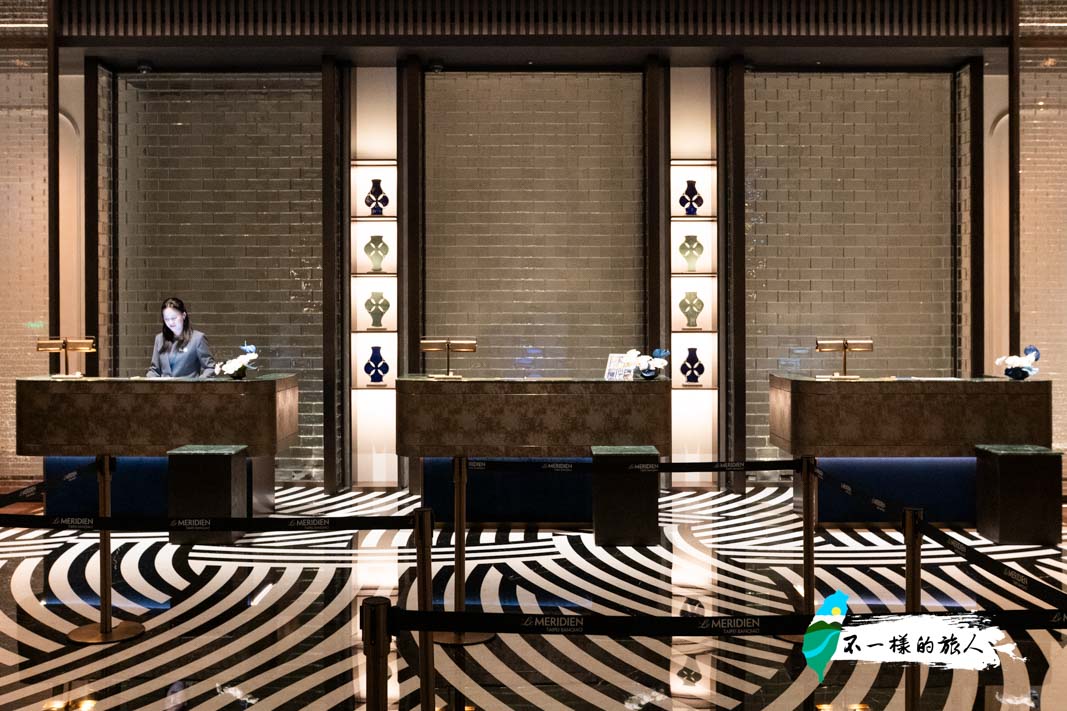 台北板橋馥華艾美酒店-接待櫃檯